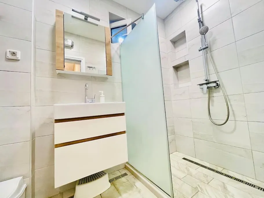 Apartment Sea Garden Paradise Varna