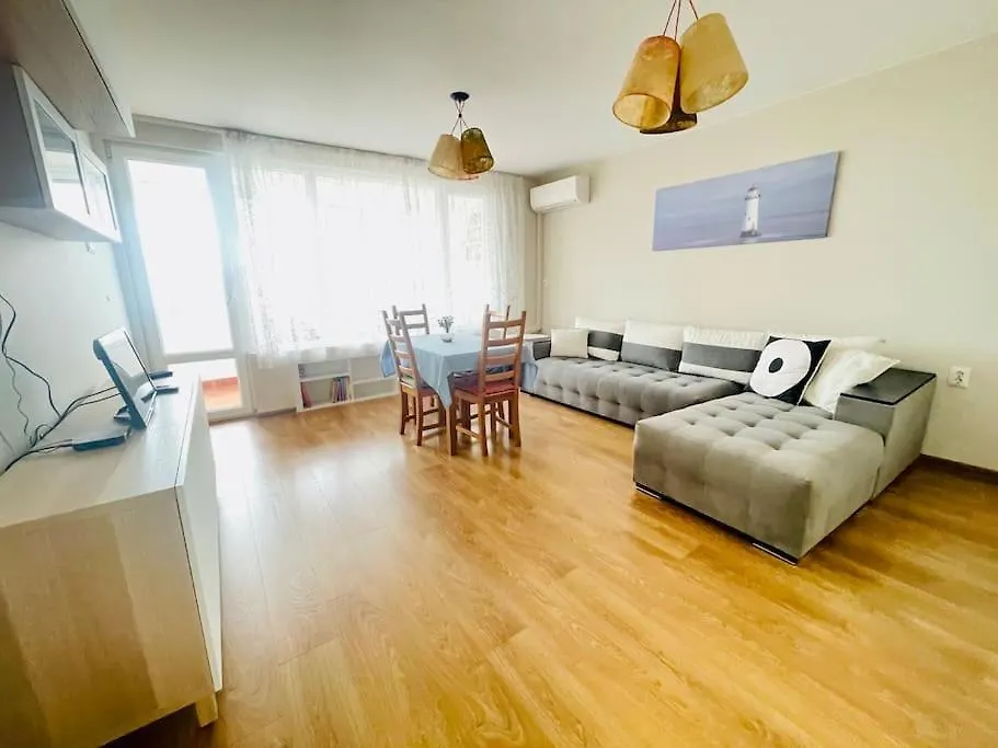 Apartment Sea Garden Paradise Varna